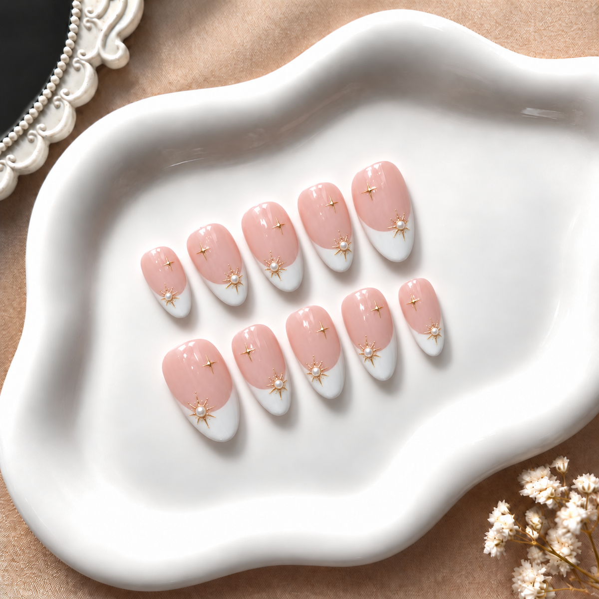 Celestial Soleil - Chrome & Pearl Press-On Nails.