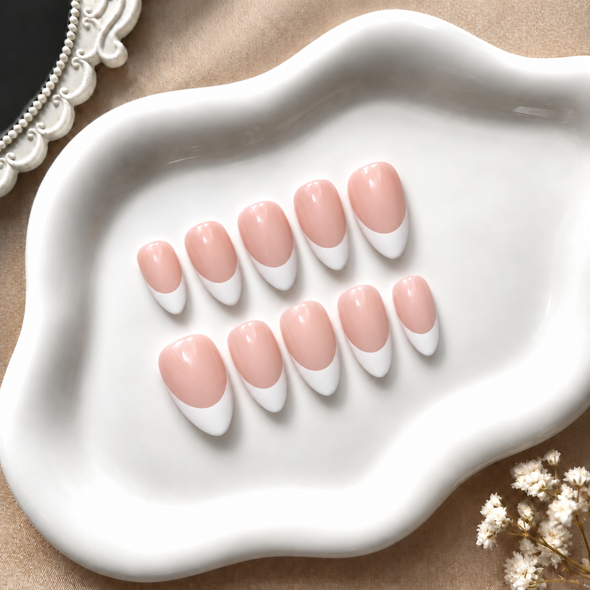 Thick Frenchie - Press-On Nails.
